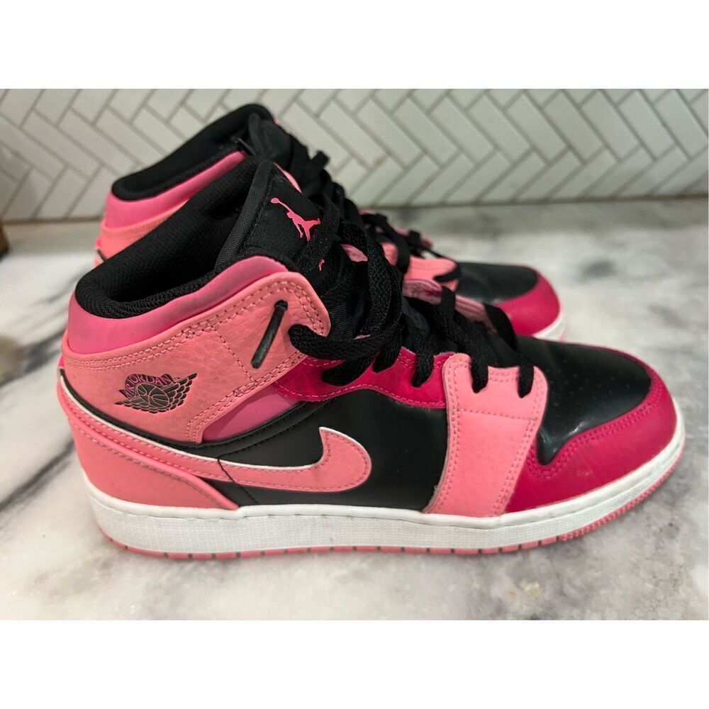 Nike Air Jordan GS Coral Chalk 7Y Grade School Girls Kids 554725 662
